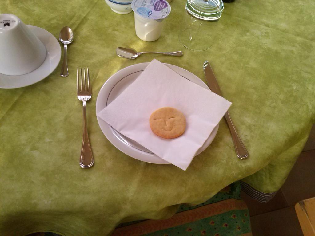 Casa Irene Bed & Breakfast Тори ди Куартезоло Екстериор снимка