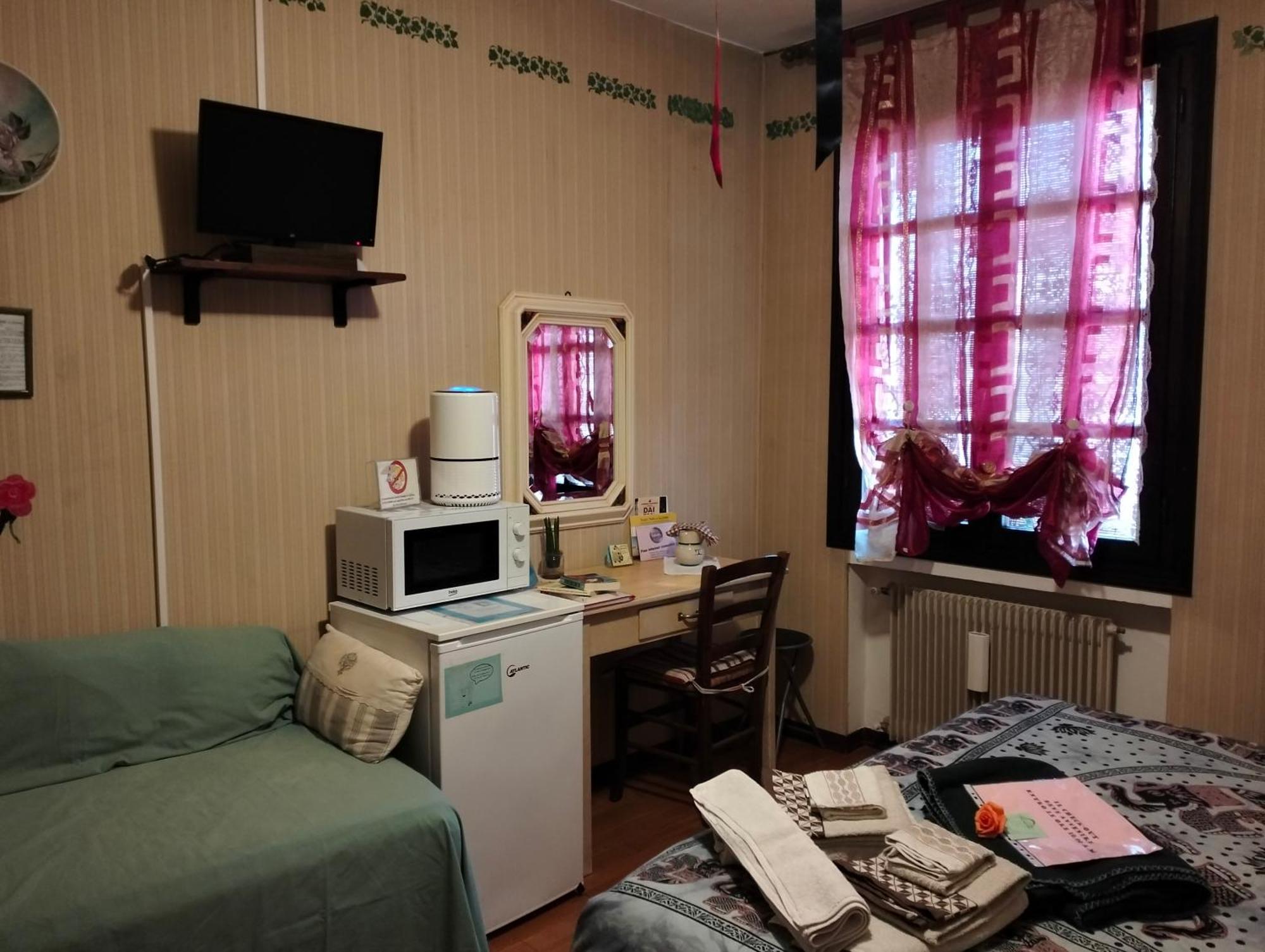 Casa Irene Bed & Breakfast Тори ди Куартезоло Екстериор снимка